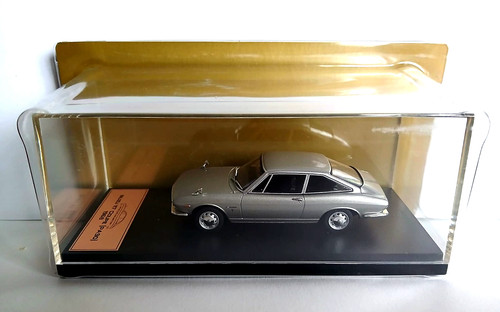 Die cast voiture isuzu - 1/43,
