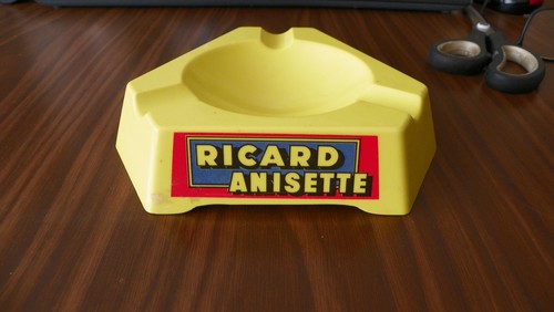 Cendrier publicitaire ricard - cendrier,