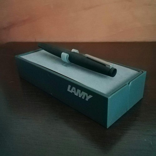 Article spécial stylo plume