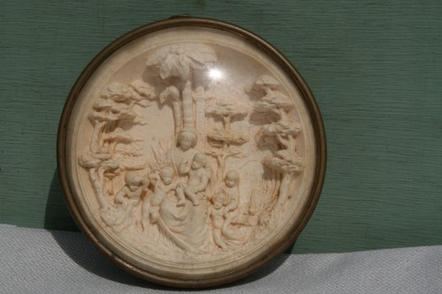 Cadre bas relief religieux - bas,