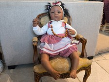 JOLI POUPEE D ARTISTE BEBE