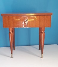 TABLE DE CHEVET  en FORMICA des années 70