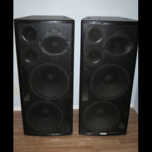 Pair black wired - 2,