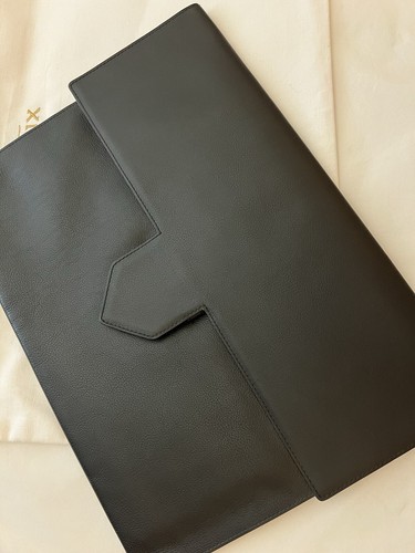 Delvaux document - delvaux,