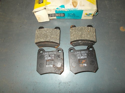 Plaquettes frein avant - de,