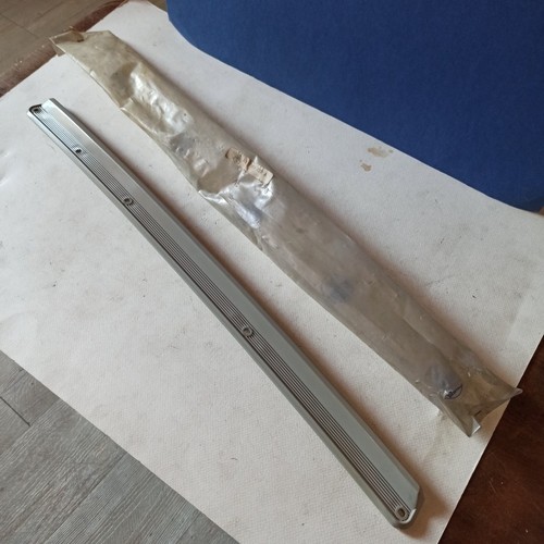 Seuil porte neuf - porte, 961