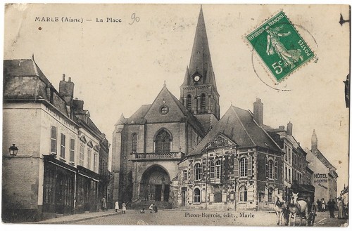 Fr02 marle place eglise cheval - fr02,