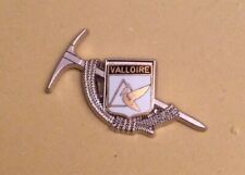PIN'S VALLOIRE BLASON COAT OF