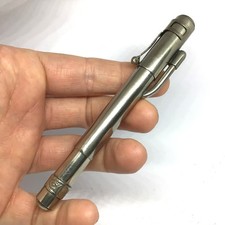 Briquet essence stylo porte