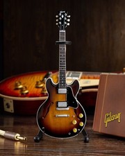 Axe Heaven Gibson ES-335