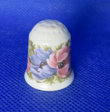 ROYAL BOCH BONE CHINA THIMBLE COLLECTION - FLOWERS - BOX
