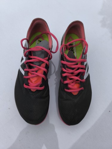 Chaussures foot new balance - chaussures,