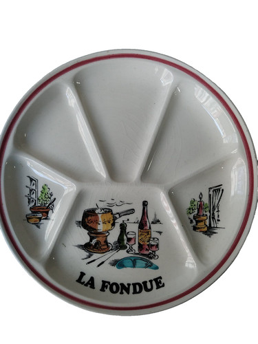 Assiettes fondue et plat - à,
