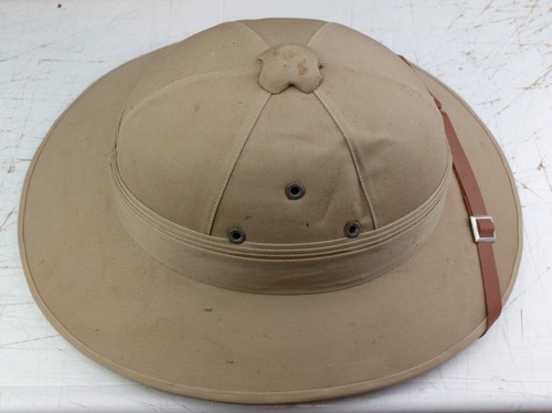 Chapeau type colonial ancien