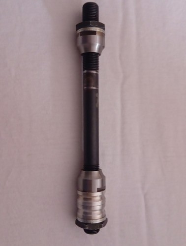 Campagnolo essieu moyeu