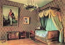 37 AMBOISE LE LIT AU CHIFFRE DU ROI LOUIS PHILIPPE