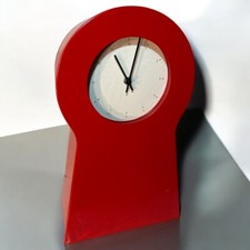 Vtg IKEA 1999 PS Red Clock Shelf Mantle Keyhole Metal 18.5” Contemporary Working
