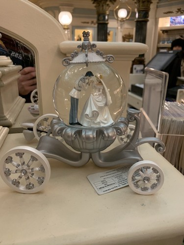 Snow globe boule neige - snow,
