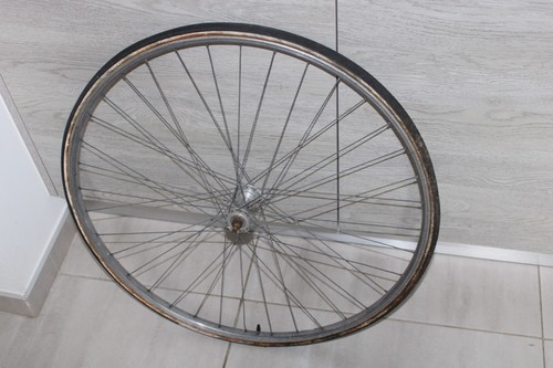 Roue avant 700c course - avant,