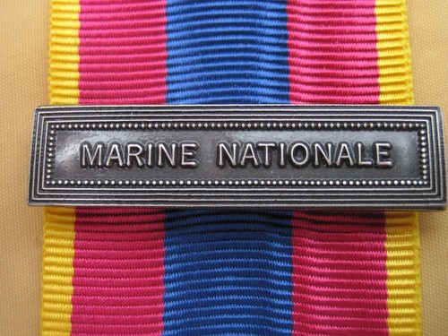 Agrafe marine nationale - , pour