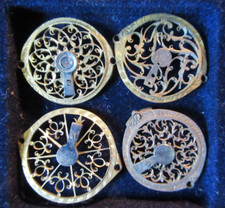 LOT DE 4 BEAUX COQ COQS DE