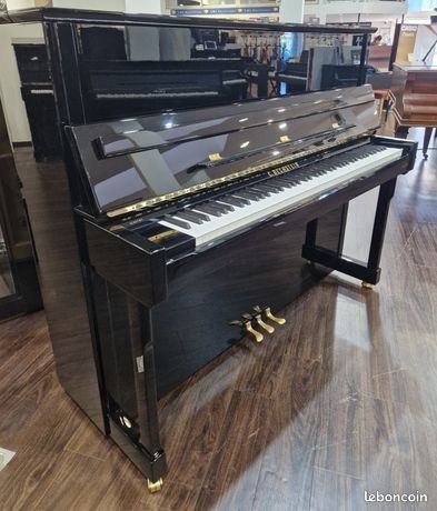 Bechstein academy 124 - academy,