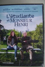★ ★ ★ DVD L'étudiante