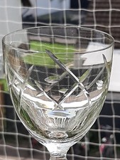 6 verres anciens en cristal ciselés Hartzviller (eau ou vin rouge)