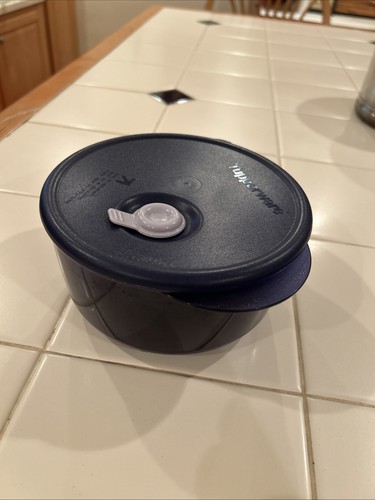 Tupperware vent serve - serve, 3.5