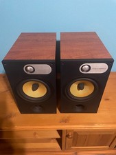 Bowers & Wilkins B&W 685