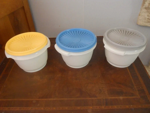 Tupperware lot 3 - tupperware,