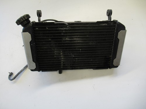 Radiateur eau suzuki 650 - d'eau,