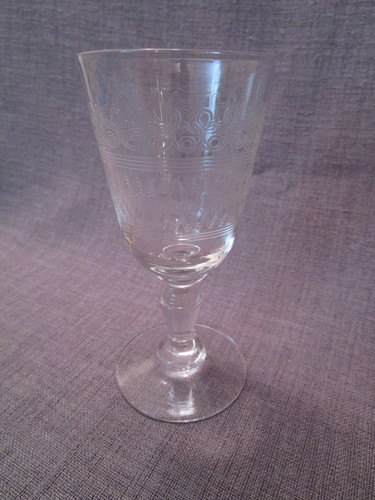 Verre table ancien - verre,