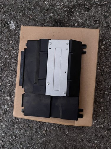 Amplificateur alpine dynaudio - amplificateur,