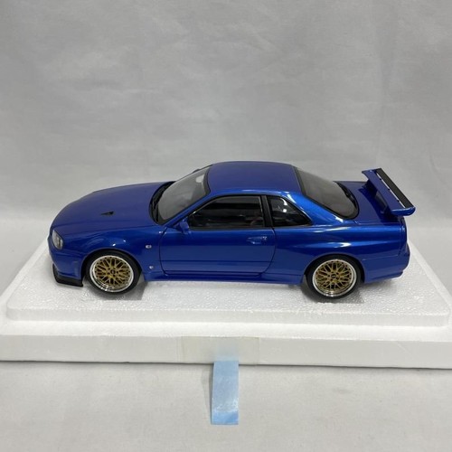 Autoart nissan skyline - 1/18,