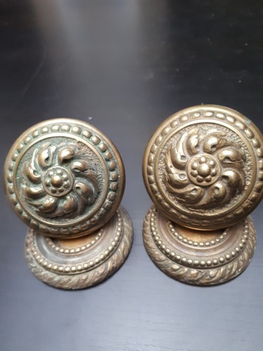 Paire boutons porte - de,
