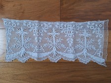 RARE DENTELLE LITURGIQUE AUX