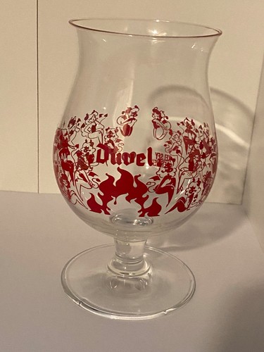 Duvel 1st place - 1st, winking