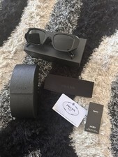 Lunettes de soleil Prada