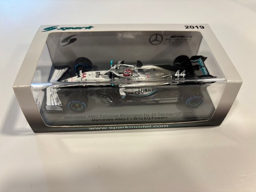 Spark s6092 mercedes w10 - 1/43,