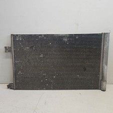 Jaguar XE 2016 Radiateur