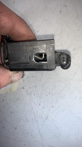 Serrure capot mercedes - capot,