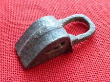 cadenas ancien 16 eme en fer