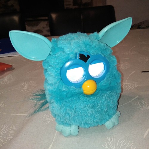 Furby tiger electronics - tiger,