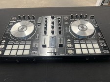 Pioneer DJ DDJ-SR - Compact Performance 2-Channel DJ Controller for Serato