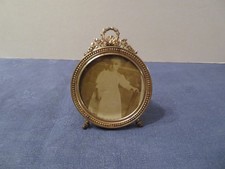 ancien cadre photo rond en