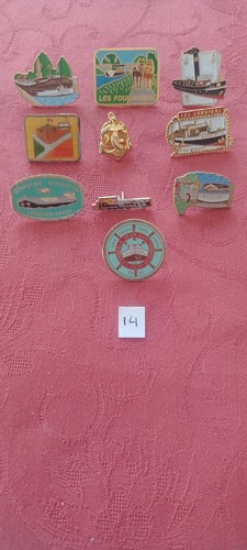 Très beaux insignes de - 10,