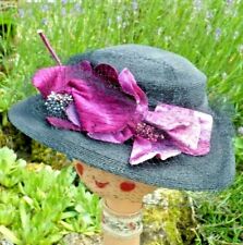 ANTIQUE BLACK BRAIDED STRAW AND SILK VELVET FLOWERS HAT 1920/1930 