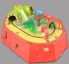 Ancien jouet en tôle train