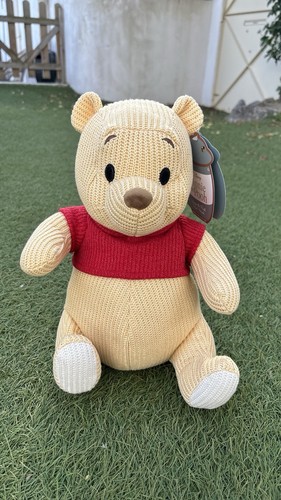 Peluche winnie ourson the - winnie, l'ourson
